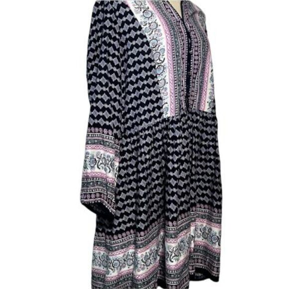 Relatively Dress Size Large - Picture 3 of 5